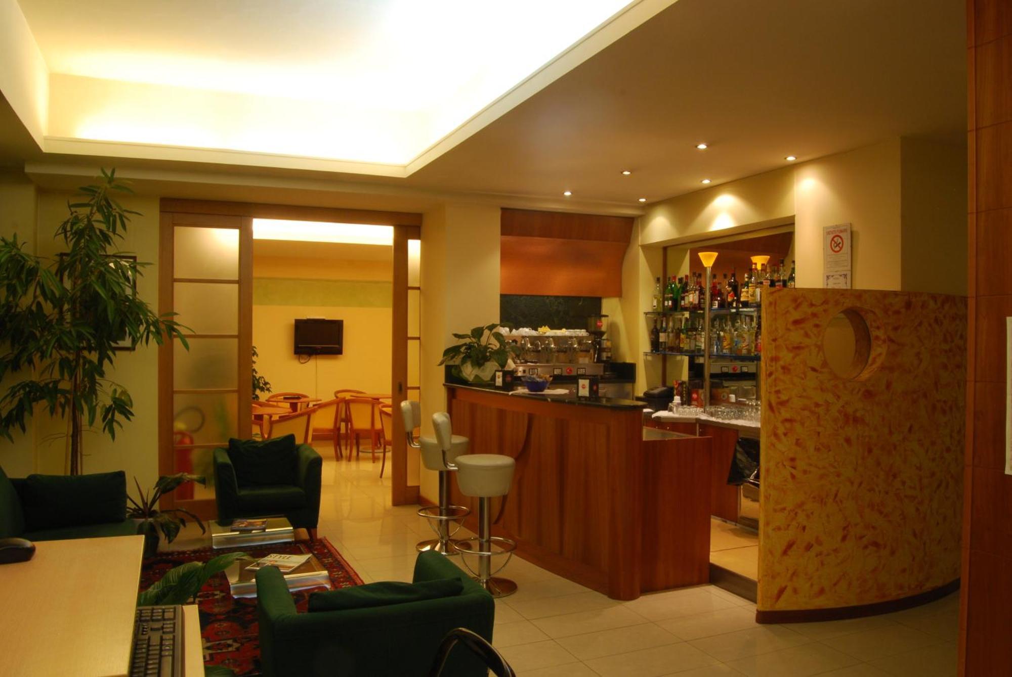 Hotel Gala Pesaro Exterior photo